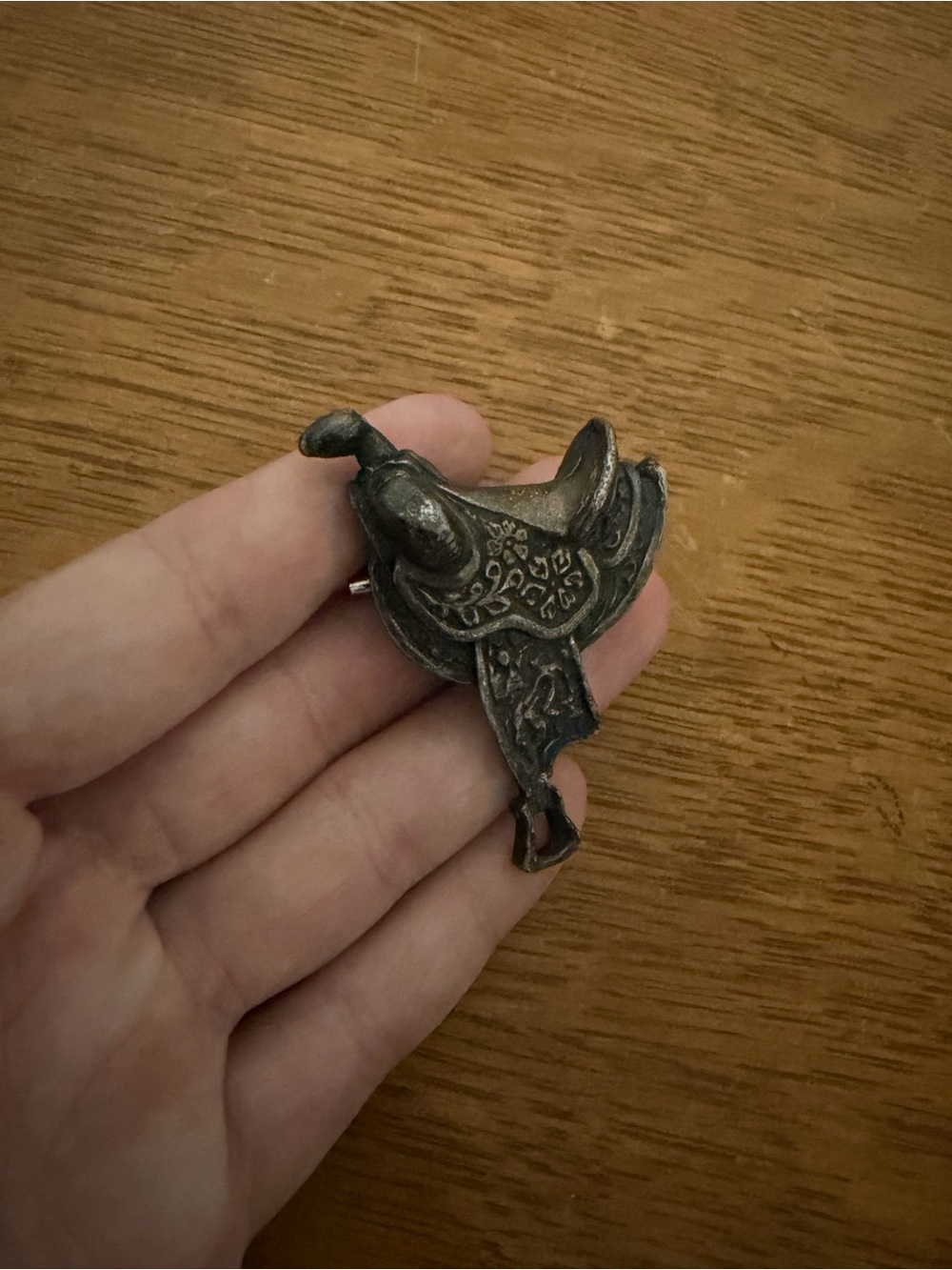 Saddle Pin
